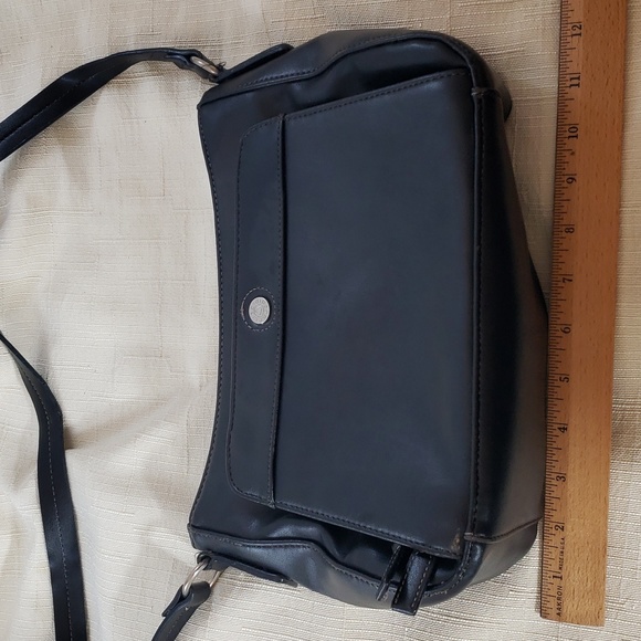 Liz Claiborne Women's Preowned Faux Leather Black Purse with Four Compartments - Picture 11 of 12